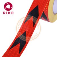 Samolepící reflexní páska 5cm, 25m, šipky červeno-černá